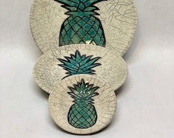 Hand Thrown Bowl White Crackle Pineapple *** (w/ FREE SHIPPING!)