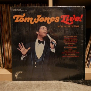 Vintage Vinyl: Tom Jones - Tom Jones Live! - At The Talk Of The Town - Vinyl LP (First US Press)