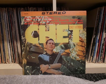 Vintage Vinyl: Chet Atkins "Chet" Vinyl LP - RCA Camden - 1967