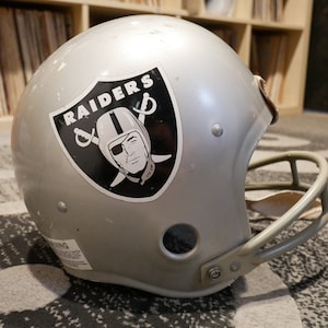 Rare Vintage 1984 - Los Angeles Raiders - Rawlings HNFL-N Football Helmet