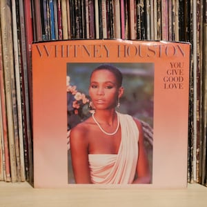 Whitney Houston - "You Give Good Love" met "Greatest Love Of All" 45/7 inch vinyl - 1985 - Arista