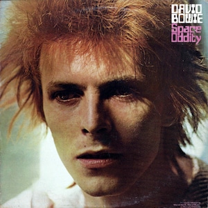 Disco de vinilo vintage de David Bowie - Space Oddity, glam rock de los años 70, primera edición.