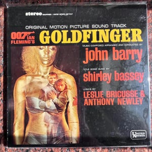 Vintage Vinyl Goldfinger 60&#39;s James Bond Shirley Bassey Sean Connery Movie Soundtrack Record