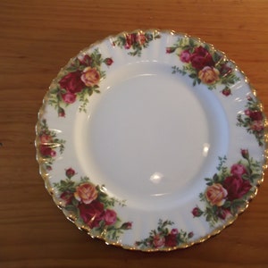 Royal Albert, Old Country Rose - 8.25&quot; - 21 cm plate