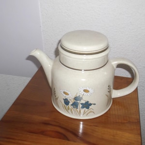 Royal Doulton Hill Top teapot