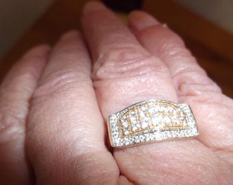 Vintage 14ct yellow gold gem set pave shield ring