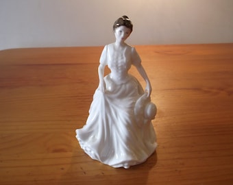 Royal Doulton International Collectors Club - Harmonie HN 4096