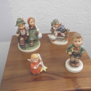 Vintage Hummel Goebel Figur: Zur Auswahl zwischen Engel, Trompetenjunge oder Barnyard Held