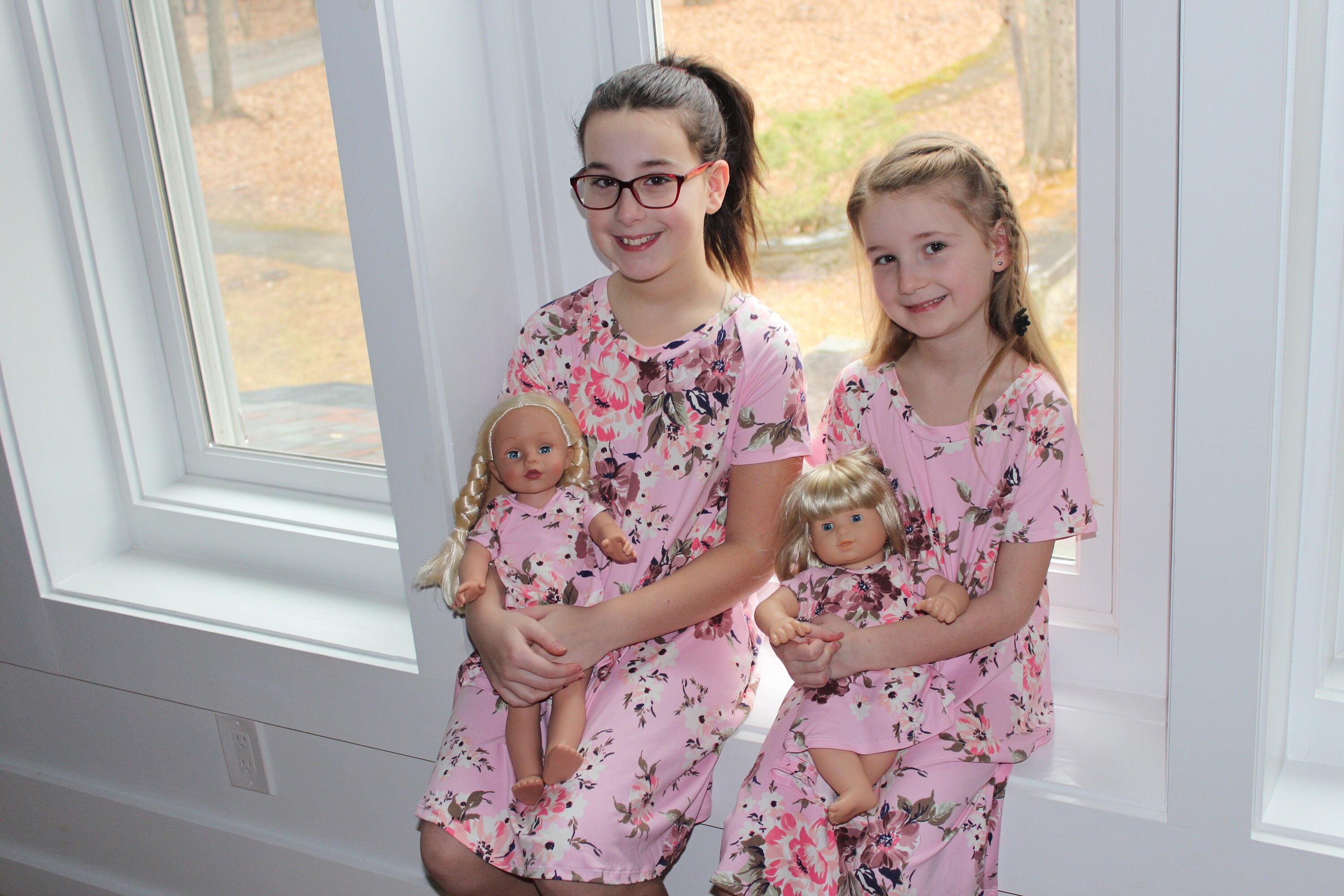 Wellie Wisher Camille Meet Outfit New off the doll 4pc