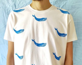 Camiseta "Ballenas", estampación artesanal. Camiseta ballena azul. Camiseta de mujer, camiseta de hombre. Regalo para él, para ella. Rorcual