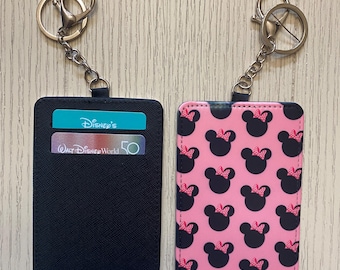 Tarjetero inspirado en Minnie Mouse de Disney con llavero y clip