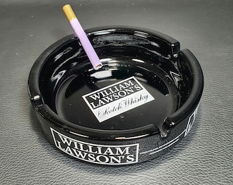 WILLIAM LAWSON'S | Large Round Ashtray for William LAWSON'S Scotch Whiskey in Thick Black Glass | Barware Lifestyle 1990