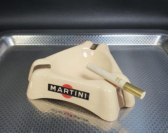 MARTINI | Antico piccolo posacenere da bar in ceramica bianca del marchio di vermouth italiano MARTINI | Produzione Made in France 1960
