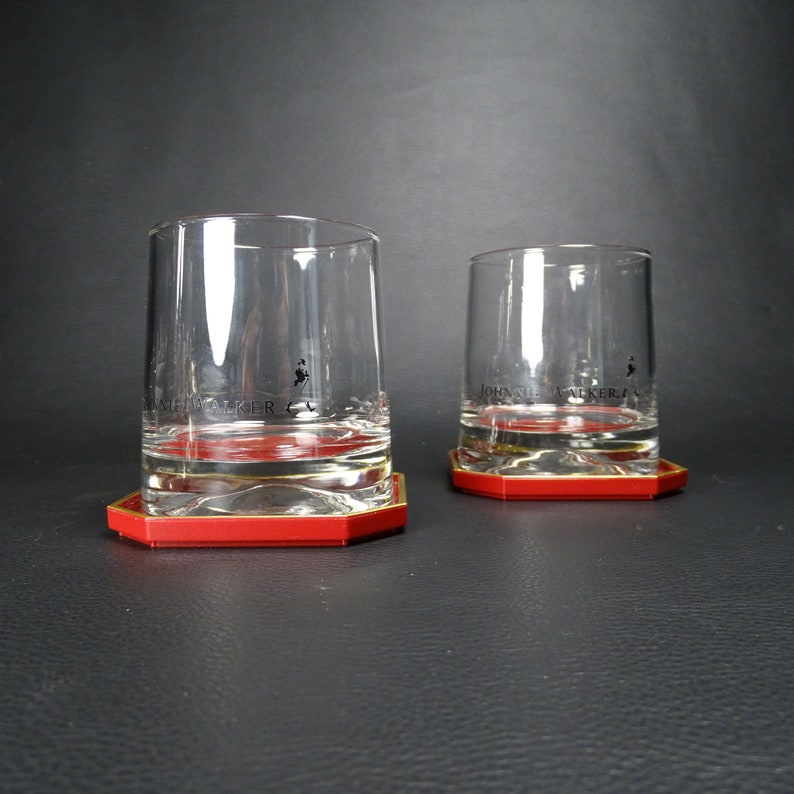 JOHNNIE WALKER | 2 Grands  verres a Whisky  pour la marque  de whisky écossais Johnnie WALKER
