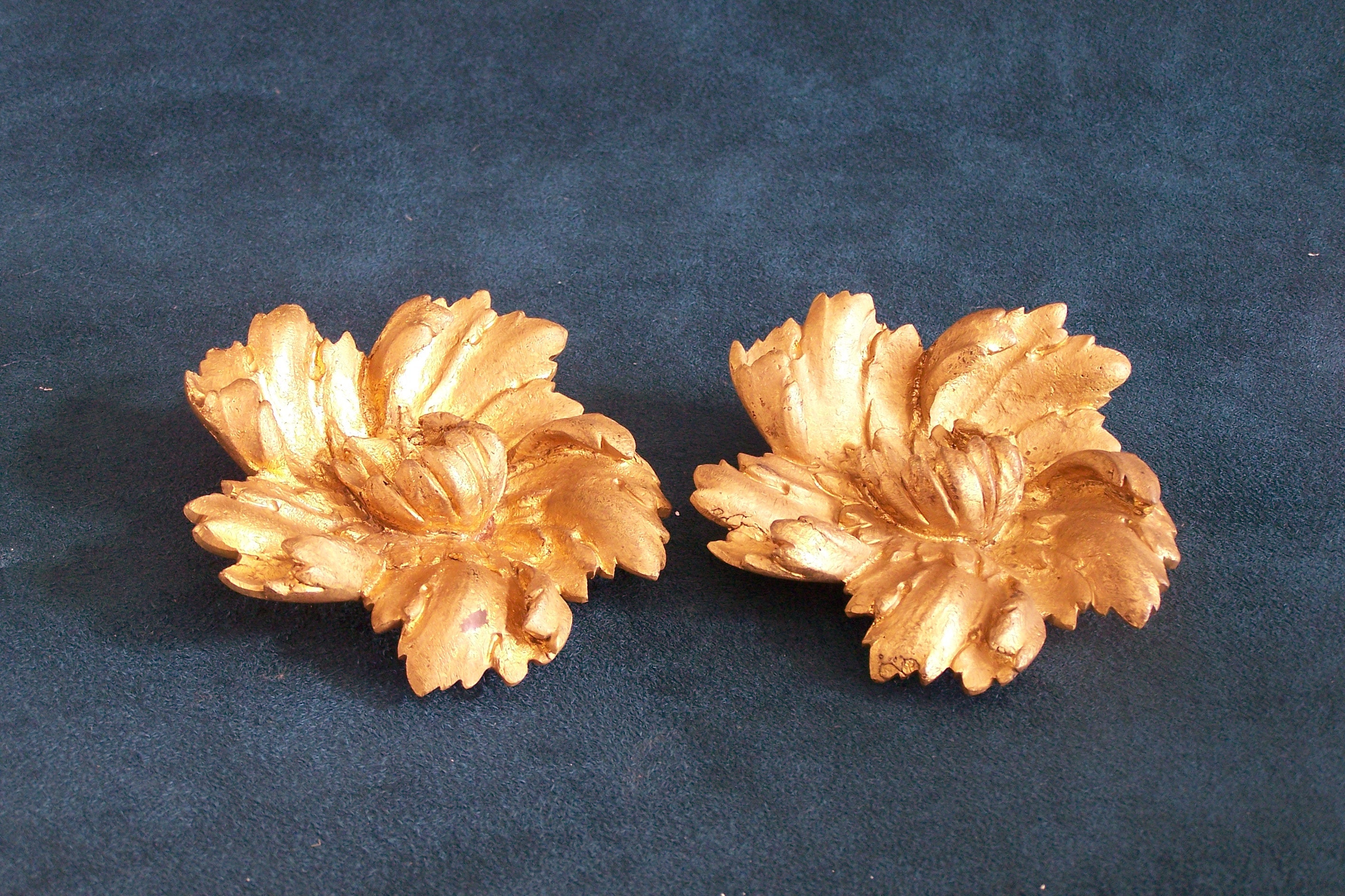 Bronze d'ameublement Fleurs Décor en Bronze Doré Paire de Pour Meuble à Visser Vintage