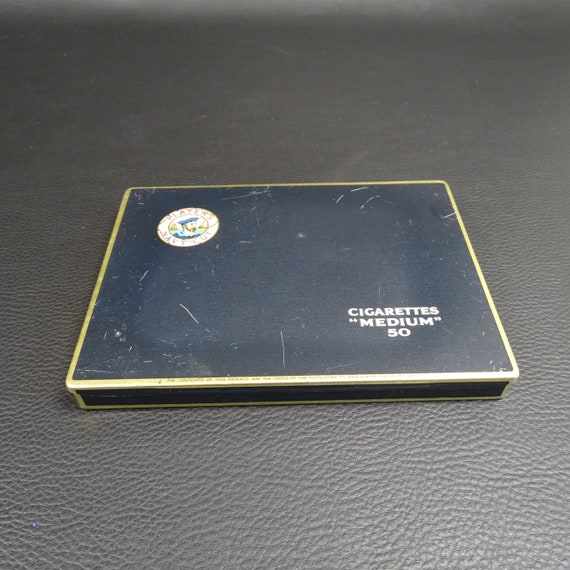 PLAYER'S | Collector's Metal Cigarette Box From PLAYER'S Navy Cut Cigarettes  Medium 50 | Made in England 1930