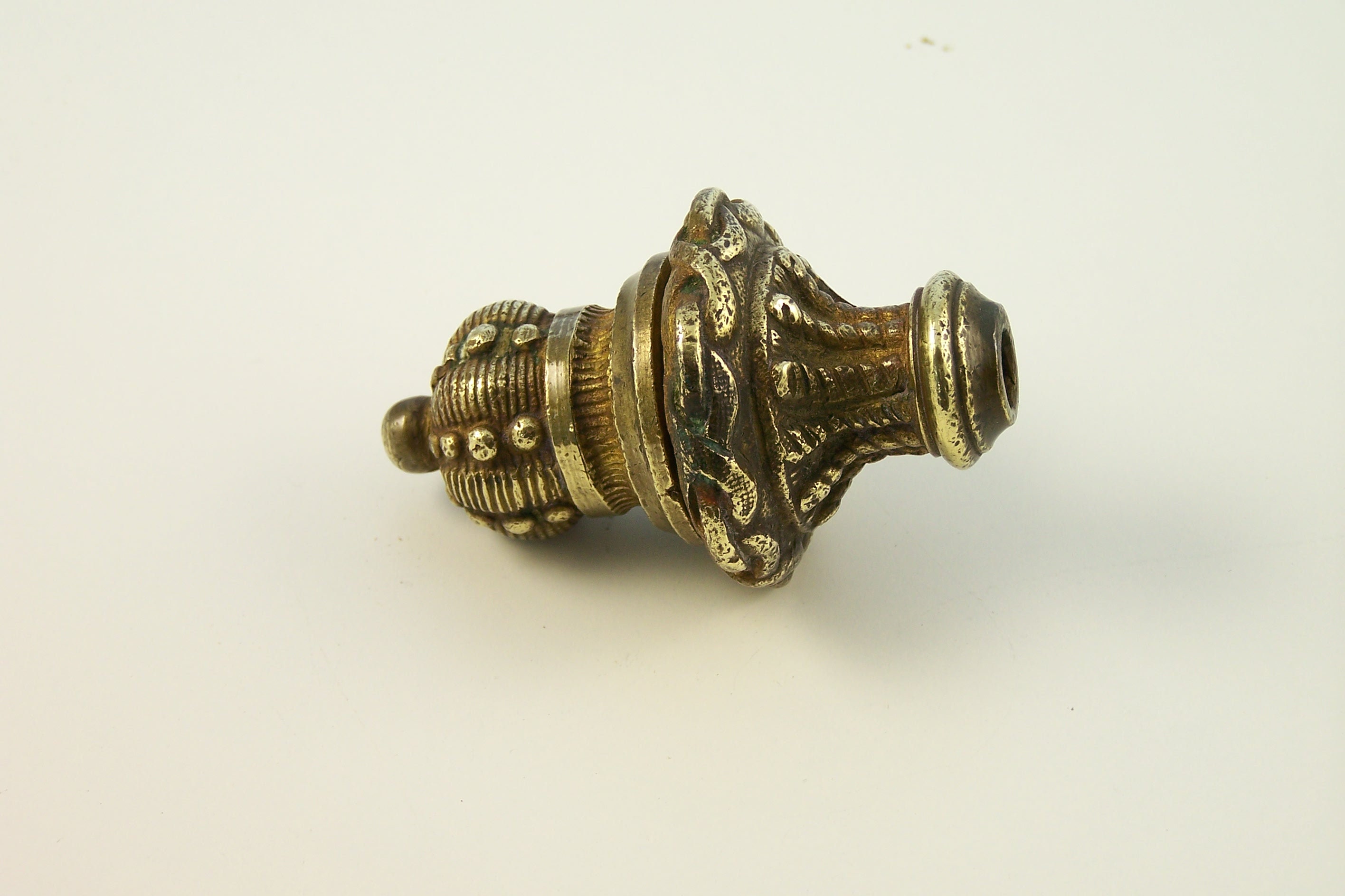 Embout de Cordon Bronze Doré Composé en 2 Parties Gland Tirage Vintage Made in France