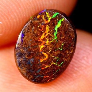 Opale Boulder Foudre, 1.88 carats Ovale, 100% naturelle origine Australie image 2