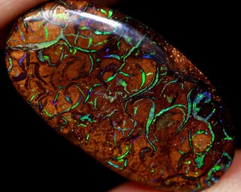 Boulder opaal "Koroit", 8,85 karaat ovaal, 100% natuurlijke oorsprong Australië Queensland