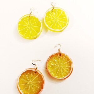 Gelbe Zitronen Ohrringe Orange Scheiben Ohrringe Handarbeit Obst Ohrringe Schmuck Limetten Scheiben Pierce Hoop Kitsch Kawaii Einzelstück
