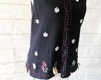 Vintage Embroidered Christmas Vest: Snowflake Knit Sweater, Size Small