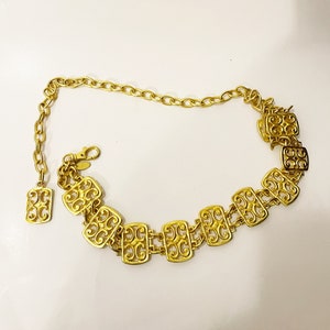 Vintage Gold Filigree Chain Belt: Adjustable 1990s Statement  display picture 3