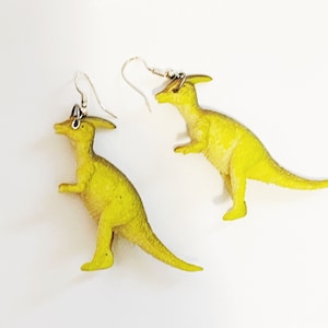 Dinosaur Earrings Retro Parasaurolophus Earrings Dino Earrings Silver Plated Ear Wire Hooks Pierced Drop Dangle Ears Retro Novelty Earrings