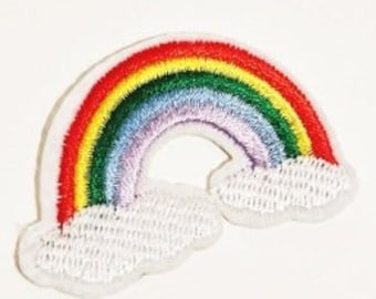 Rainbow Cloud-patch: geborduurde opstrijkappliqué