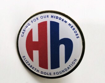 Elizabeth Pin Badge - Etsy