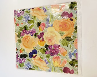 Vintage Hallmark Roses Gift Wrap: Retro Floral Wrapping Paper