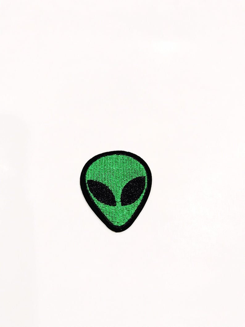 Green Alien Head Retro Parche Iron-on OVNI Souvenir Extraterrestre Parches del Espacio Exterior imagen 7