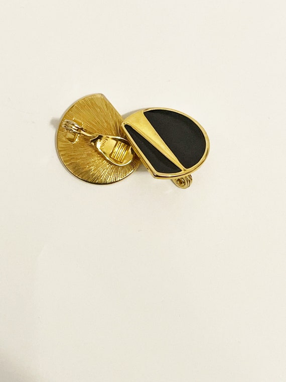 Vintage Monet Clip-ons Black and Gold Geometric B… - image 10