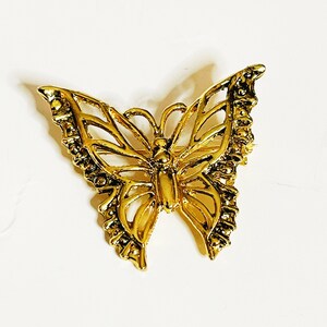 Vintage Gold Tone Butterfly Brooch: Lace Cut-out Insect Pin