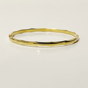 Vintage Trifari Diamond Cut Gold Tone Bangle Bracelet Retro Bangle Bracelet Signed Trifari Retro Statement Costume Jewelry