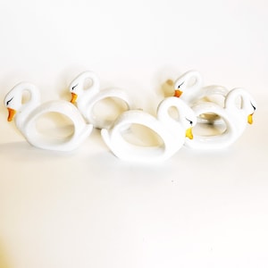 ヴィンテージ ガチョウ ナプキンリング ホワイト セラミック ガチョウ ナプキンホルダー 5個セット 鳥 動物 ダイニングテーブル 装飾 キッチン キッチュ