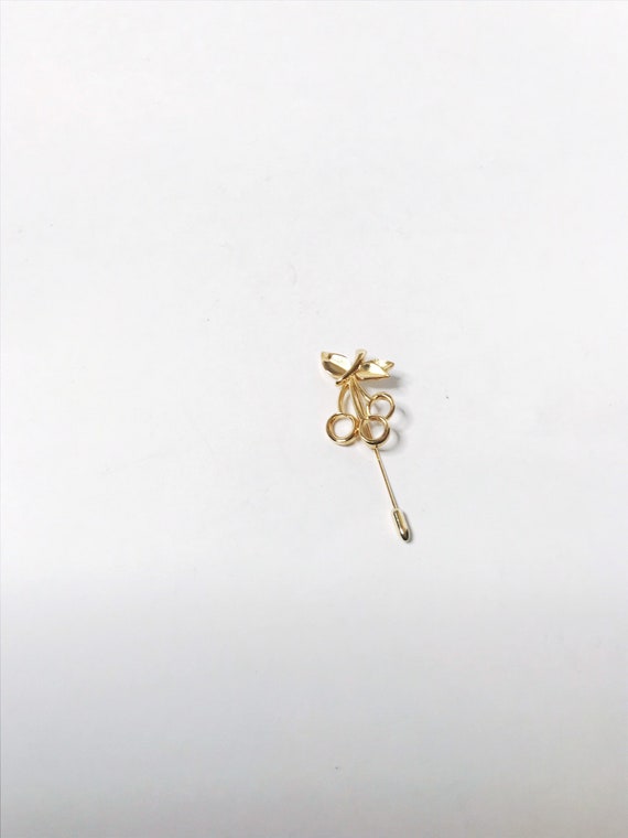 Vintage Cherry Stick Pin Lapel Hat Pins Gold-tone… - image 1
