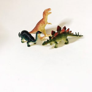 Vintage Dinosaur Plastic Toys Tyrannosaurus Apatosaurus Stegosaurus Jurassic Park Figurines