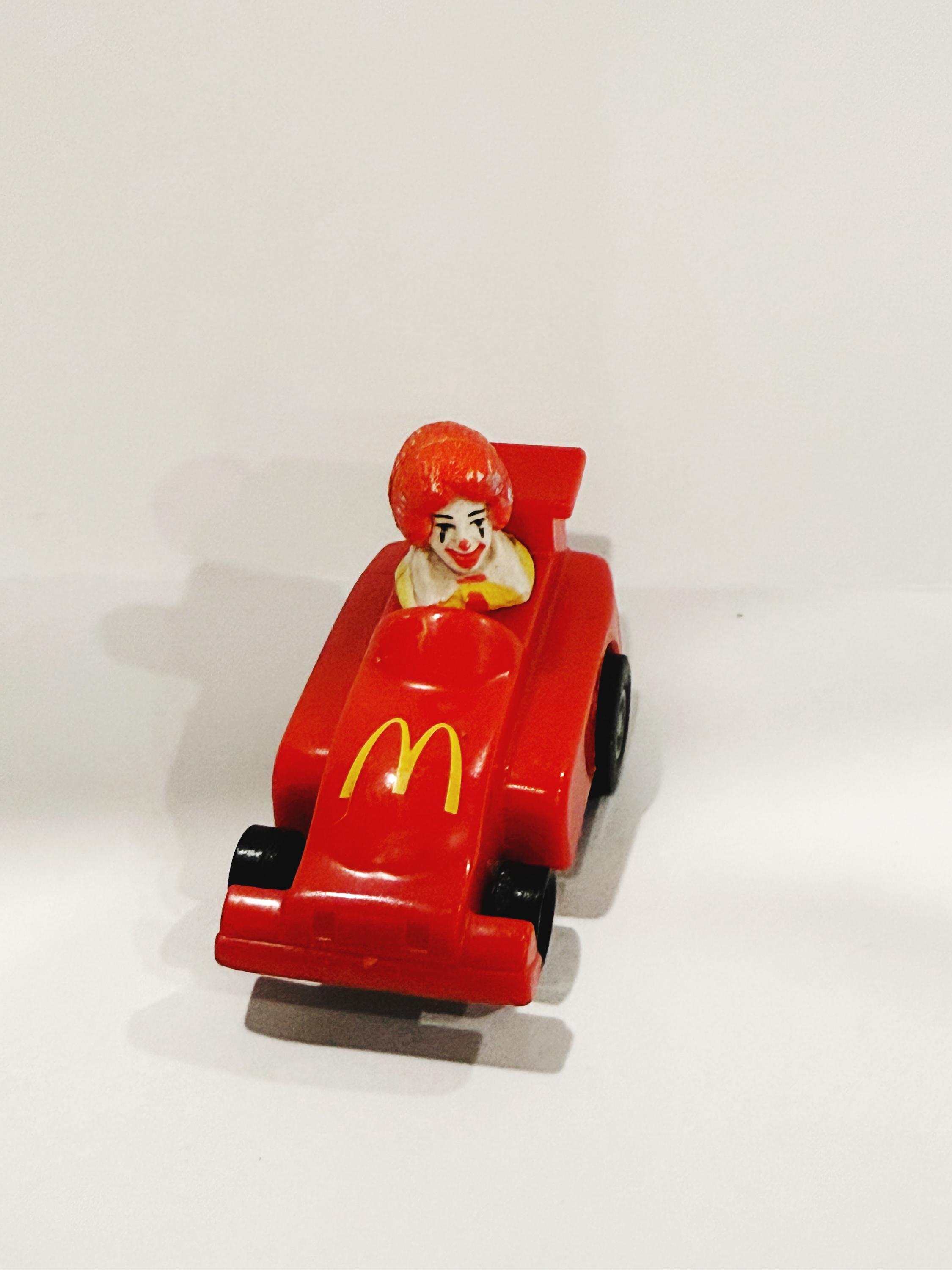 ロナルドマクドナルド ミニカー il_fullxfull.7328956877_jrj7.jpg