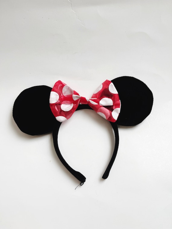 LV minnie ears 😍  Minnie ears, Minnie, Mouse ears