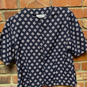Vintage Alfred Dunner Blouse Size 12 Pink Rhombus Navy Blue Top Short Sleeve Front Button Down Business Attire Clothing 1990&#39;s Blouses