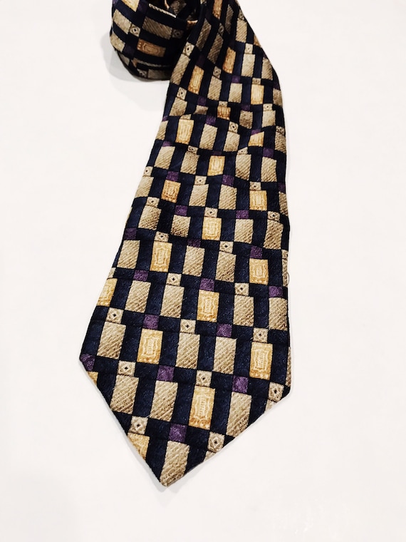 trailer tie down point