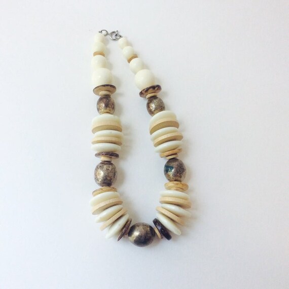 Vintage 1990's Large Retro Chunky Beaded Necklace… - image 10