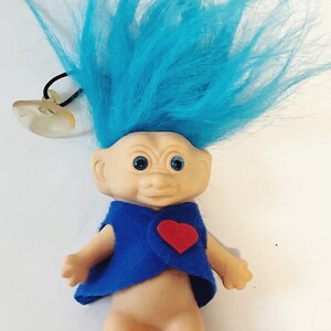 Vintage Blue Hair Troll Doll Blue Eyes Naked Bottom Troll 1990&#39;s Ace Novelty Love Heart Vest Hanging Troll Doll Kitsch Lucky Toys