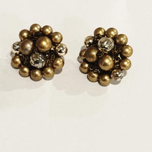 Vintage Cluster Bead Clip-On Earrings – Mid-Century Gold & Crystal Beaded Statement Jewelry Gold Tone Bronze Colored Clip On Floral Earrings