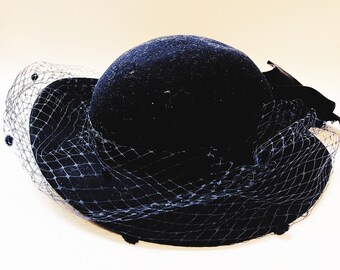 Vintage Navy Blue Velvet Hat with Netting Vintage Pillbox Hat - Dark Navy Blue Velvet Juliet or Calot  main image 2