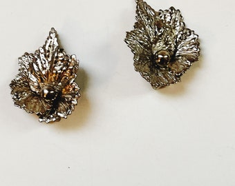 Collier de trèfle à quatre feuilles vraiment pressé