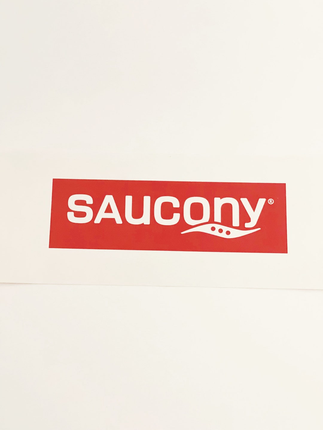 saucony logo