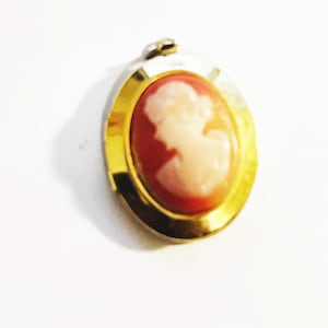 Vintage Charm Pendant Cameo Pendant Small Victorian Necklace Bracelet Charm Jewelry Chawed Shell Cameo
