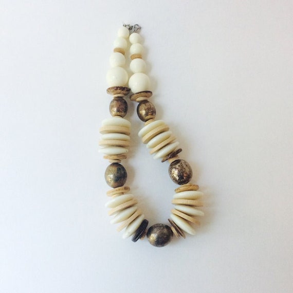 Vintage 1990's Large Retro Chunky Beaded Necklace… - image 5