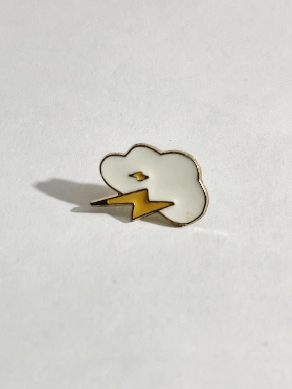 クラウドピン、稲妻ピン、雷ピン、雷雨ピン、天気ピン、小さなエナメル 